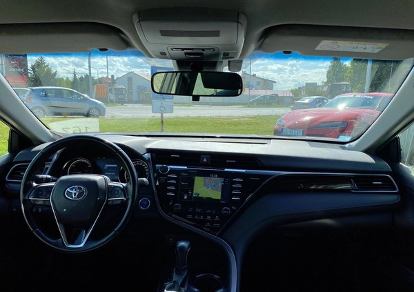 Toyota Camry cena 99850 przebieg: 159103, rok produkcji 2019 z Gołdap małe 379